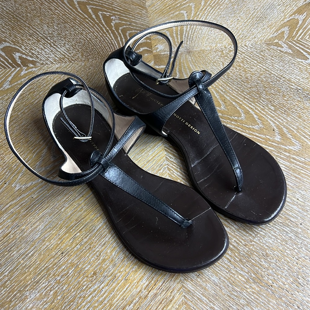 GIUSEPPE ZANOTTI Black Sandals Minimalist Design 35
